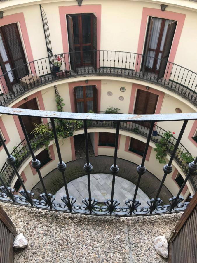 セビリアApartamento San Miguelアパートメント エクステリア 写真